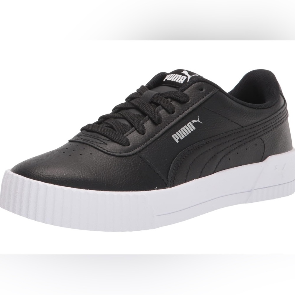PUMA Women's Carina Sneaker, Black and white. Size 8